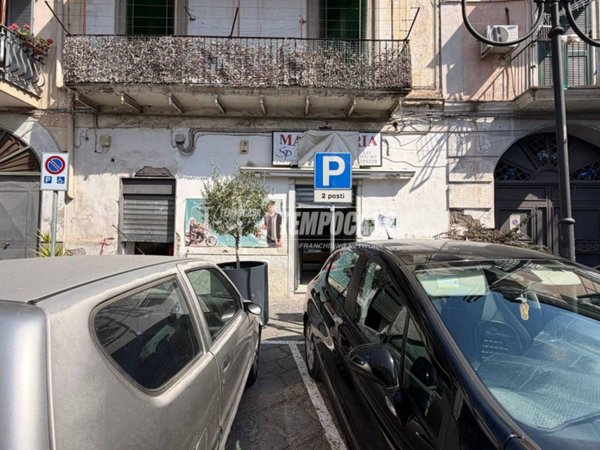 negozio in vendita a Casoria