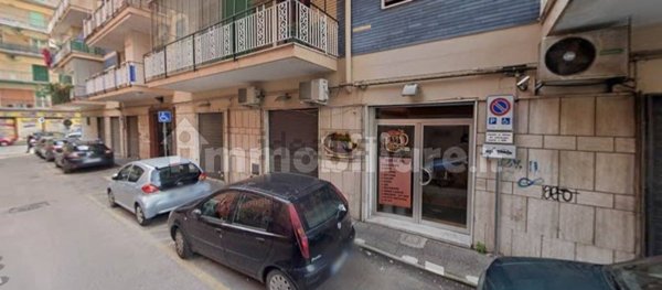 locale commerciale in vendita a Casoria