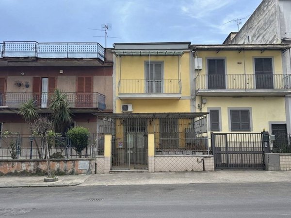 appartamento in vendita a Casoria in zona Ferrovia