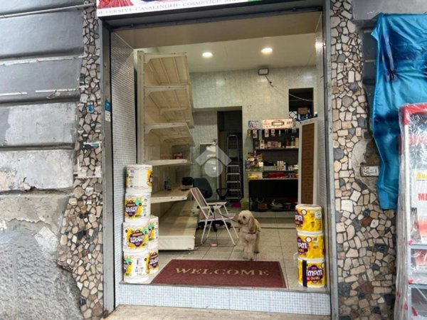 negozio in vendita a Casoria in zona Centro Storico