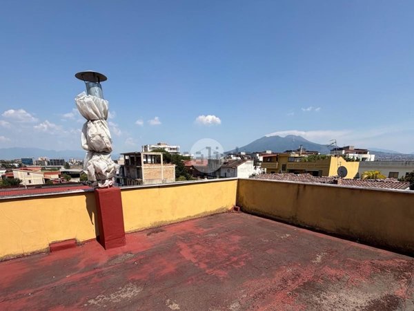 casa indipendente in vendita a Casoria in zona Arpino