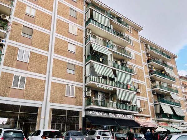 appartamento in vendita a Casoria in zona Arpino