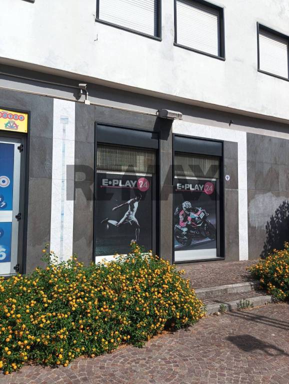 negozio in vendita a Casoria