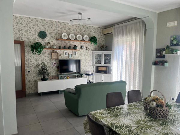 appartamento in vendita a Casoria in zona Centro Storico