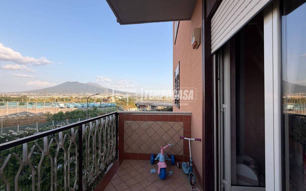 appartamento in vendita a Casoria in zona Arpino