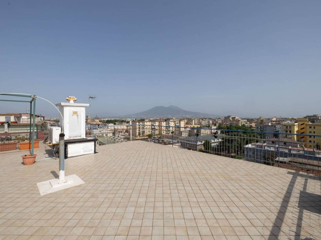 appartamento in vendita a Casoria in zona Centro Storico