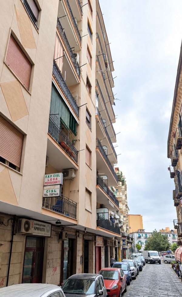 appartamento in vendita a Casoria in zona Centro Storico
