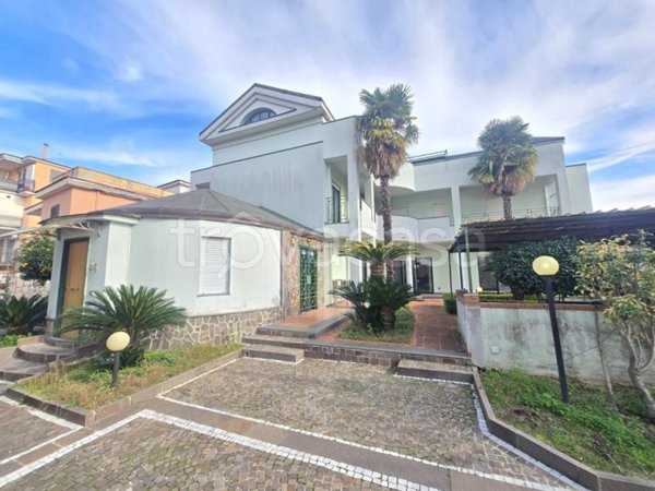 casa indipendente in vendita a Casoria