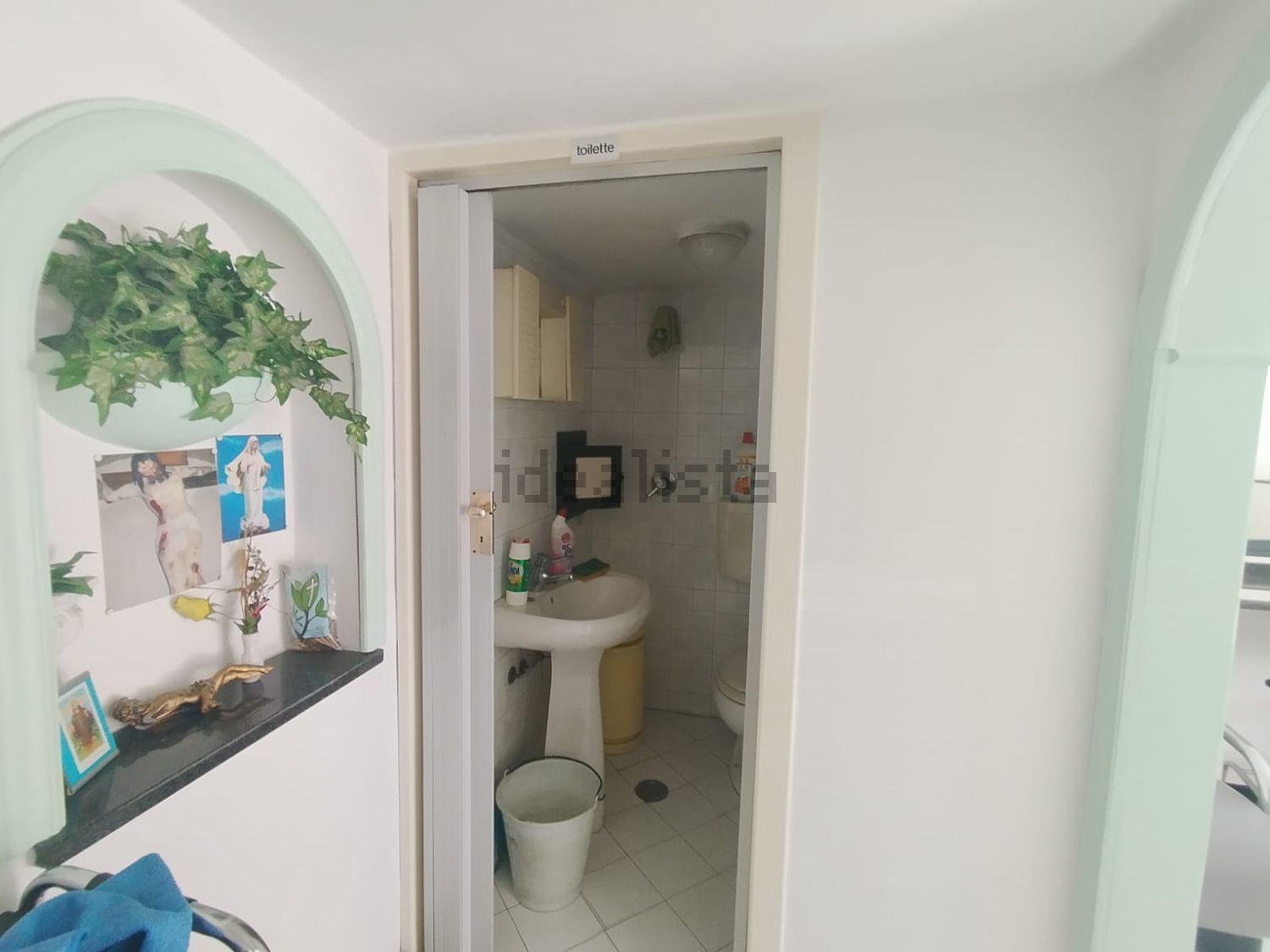 locale commerciale in vendita a Castellammare di Stabia