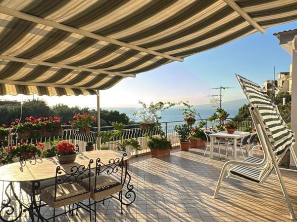 appartamento in vendita a Castellammare di Stabia