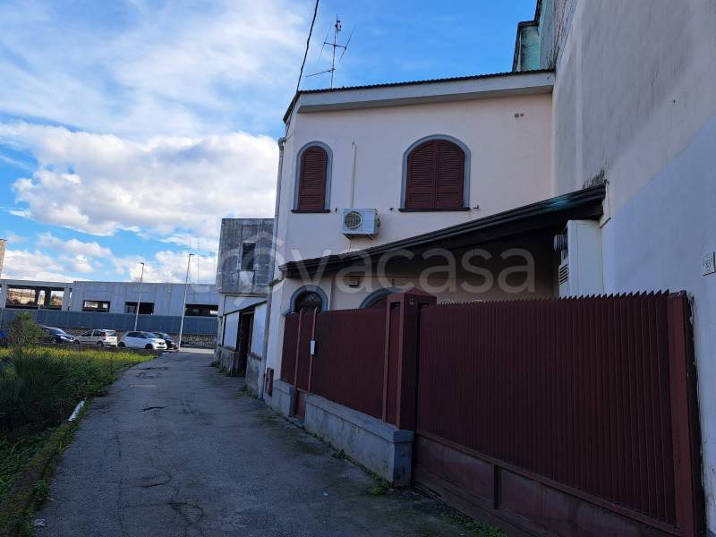 casa indipendente in vendita a Castellammare di Stabia in zona Pioppaino