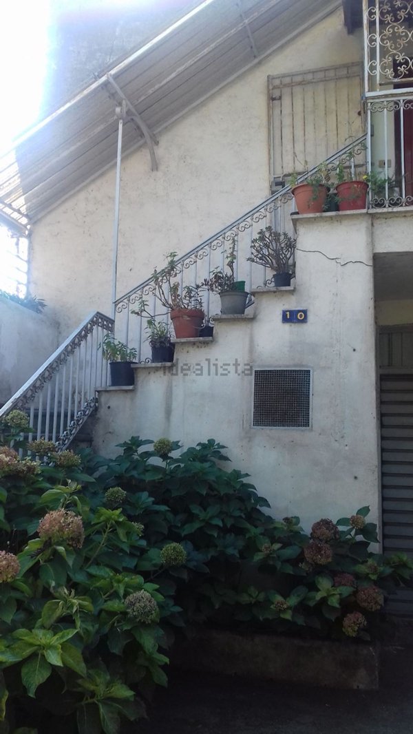 casa indipendente in vendita a Castellammare di Stabia