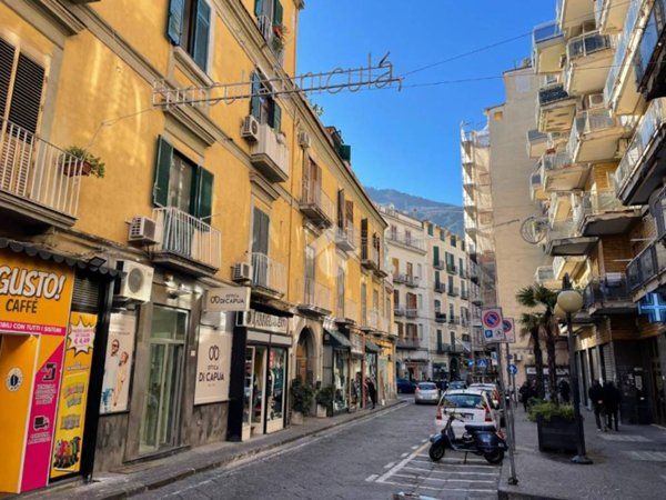 appartamento in vendita a Castellammare di Stabia