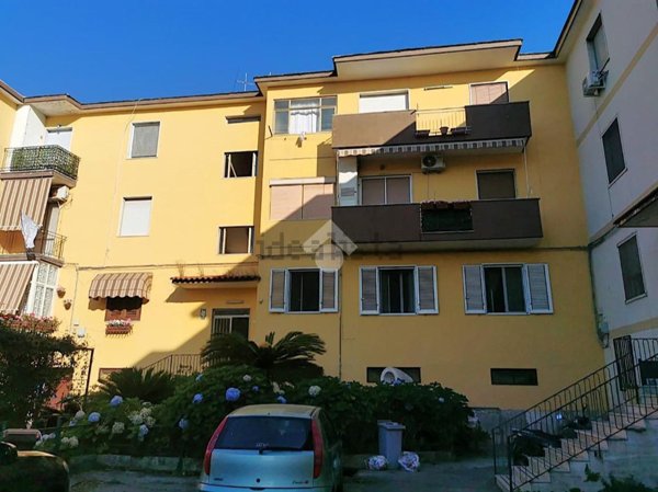 appartamento in vendita a Castellammare di Stabia in zona Varano