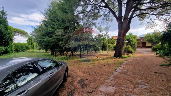 casa indipendente in vendita a Castellammare di Stabia