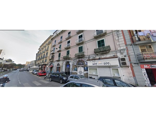 negozio in vendita a Castellammare di Stabia