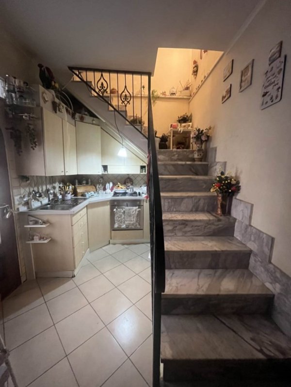 appartamento in vendita a Castellammare di Stabia in zona Quisisana