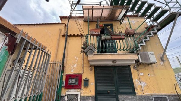 appartamento in vendita a Castellammare di Stabia