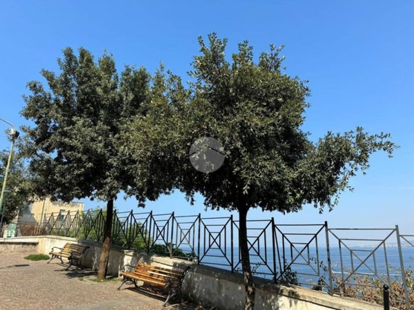 appartamento in vendita a Castellammare di Stabia in zona Pozzano