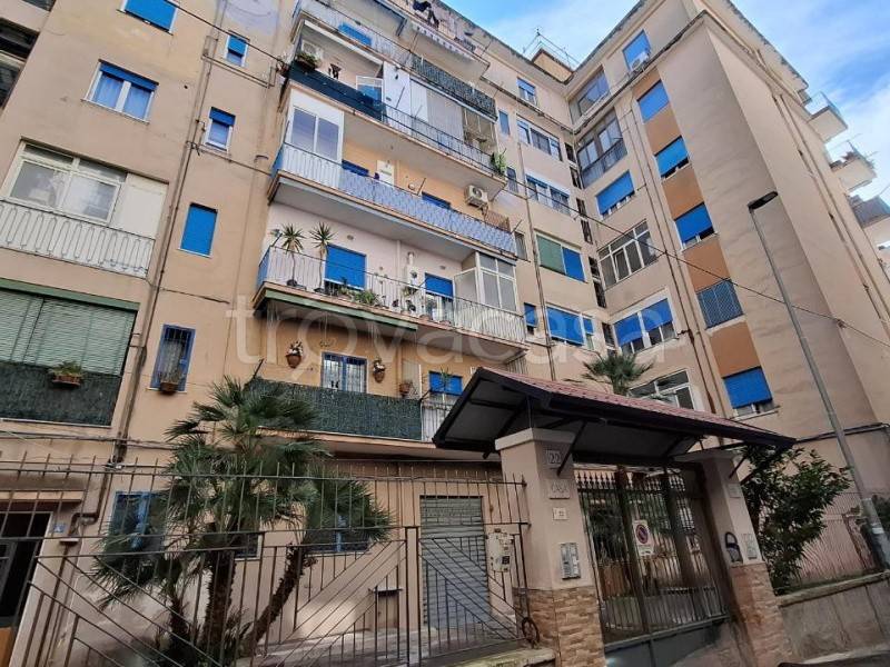 appartamento in vendita a Castellammare di Stabia in zona Varano