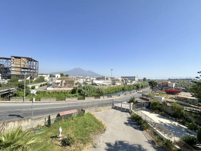 negozio in vendita a Castellammare di Stabia