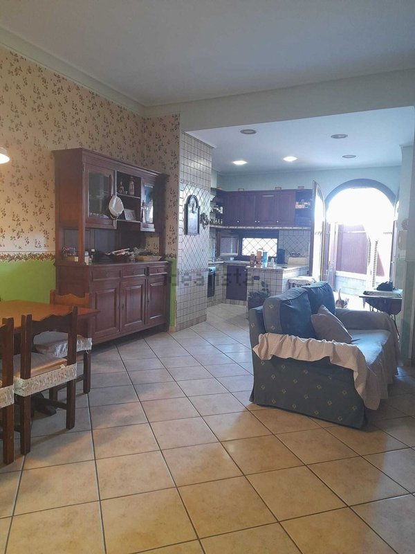 casa indipendente in vendita a Castellammare di Stabia in zona Pioppaino