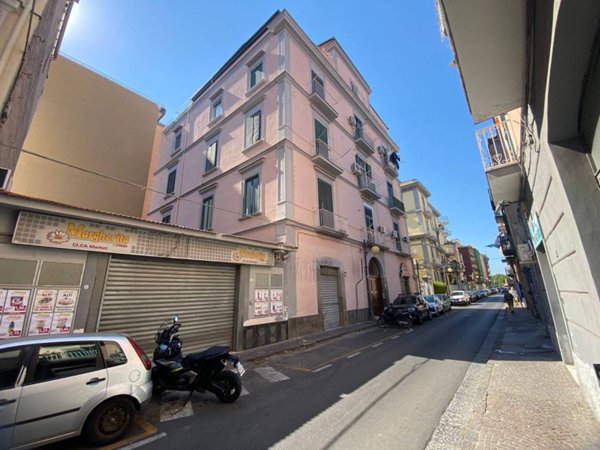 appartamento in vendita a Castellammare di Stabia