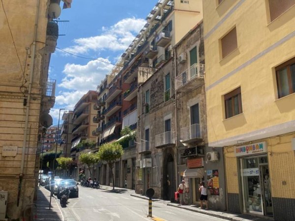 appartamento in vendita a Castellammare di Stabia in zona Centro Città