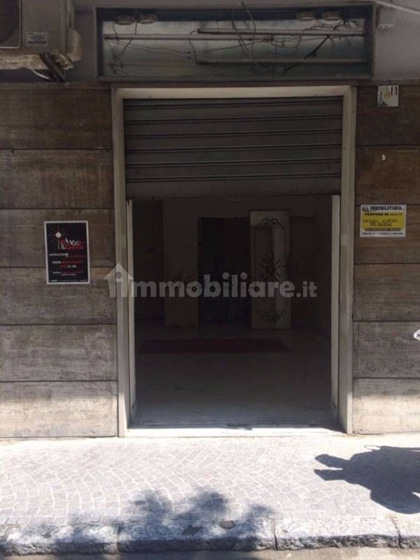 negozio in vendita a Castellammare di Stabia