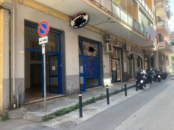 negozio in vendita a Castellammare di Stabia