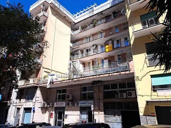 ufficio in vendita a Castellammare di Stabia