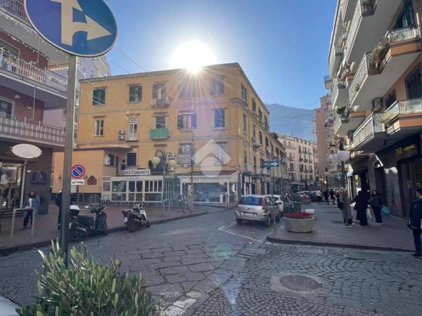 negozio in vendita a Castellammare di Stabia