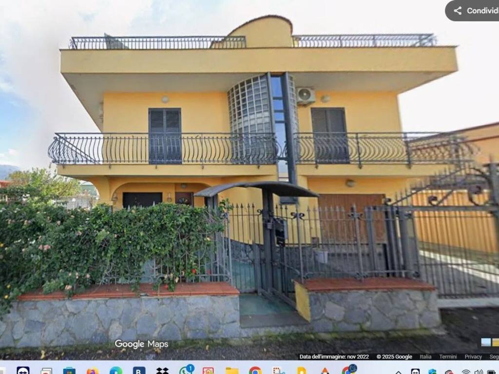 casa indipendente in vendita a Castellammare di Stabia