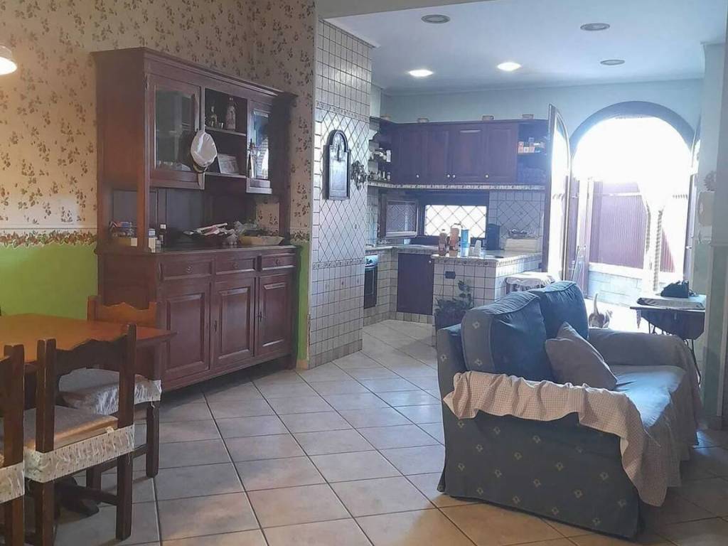 casa indipendente in vendita a Castellammare di Stabia in zona Pioppaino