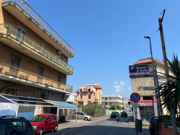 appartamento in vendita a Castellammare di Stabia