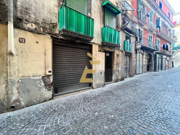 negozio in vendita a Castellammare di Stabia
