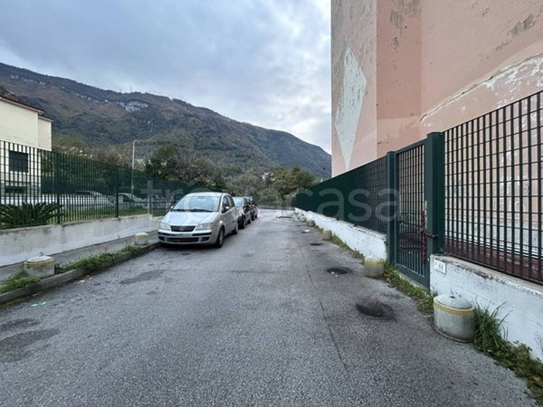 appartamento in vendita a Castellammare di Stabia in zona Mezzapietra
