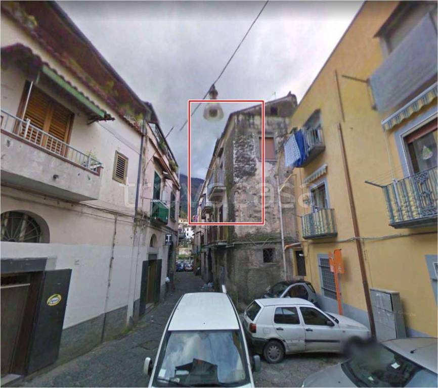 appartamento in vendita a Castellammare di Stabia in zona Privati