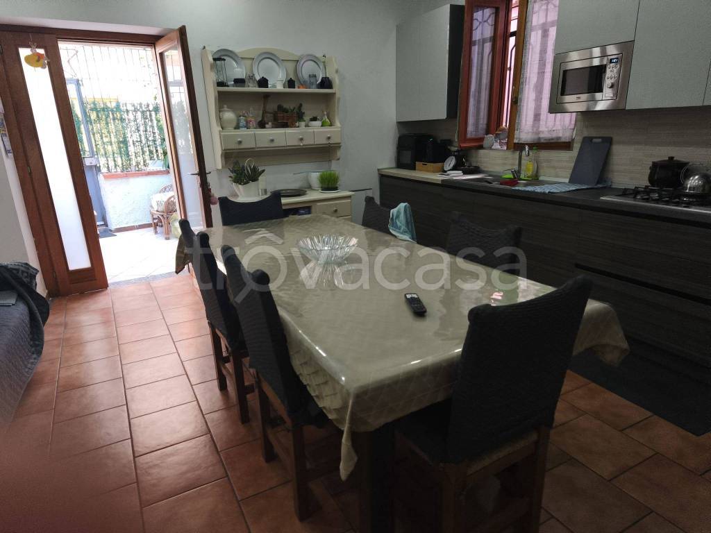 casa indipendente in vendita a Castellammare di Stabia