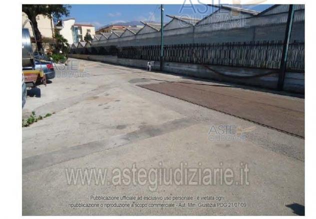 negozio in vendita a Castellammare di Stabia