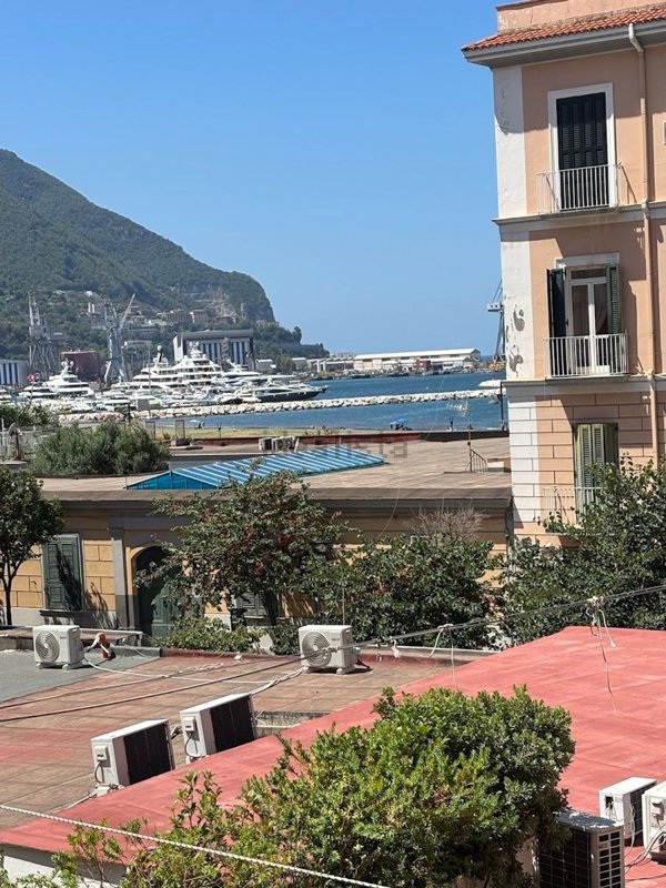 appartamento in vendita a Castellammare di Stabia