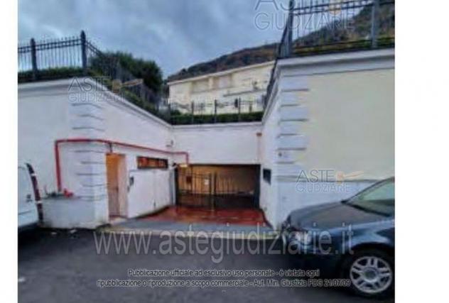 terreno edificabile in vendita a Castellammare di Stabia in zona Fratte