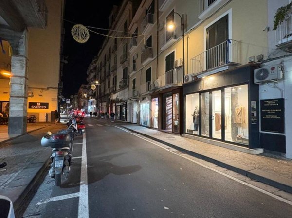 appartamento in vendita a Castellammare di Stabia in zona Centro Città