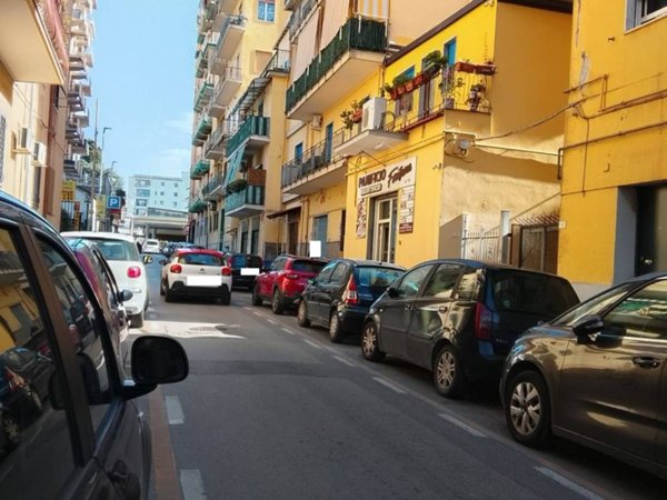 negozio in vendita a Castellammare di Stabia