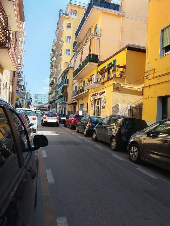 negozio in vendita a Castellammare di Stabia