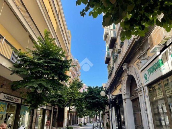negozio in vendita a Castellammare di Stabia