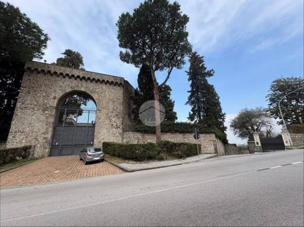 appartamento in vendita a Castellammare di Stabia in zona Fratte