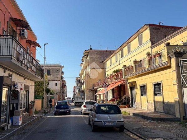 negozio in vendita a Castellammare di Stabia