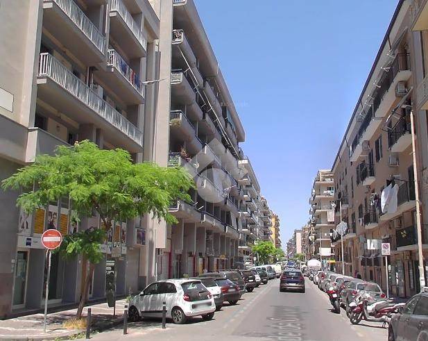 negozio in vendita a Castellammare di Stabia