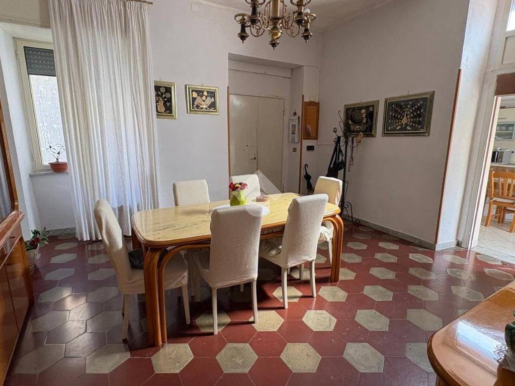 appartamento in vendita a Castellammare di Stabia in zona Centro Città